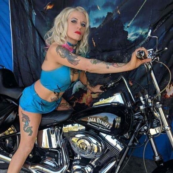 Meet your Posher, Daniele - Picture 1 of 1